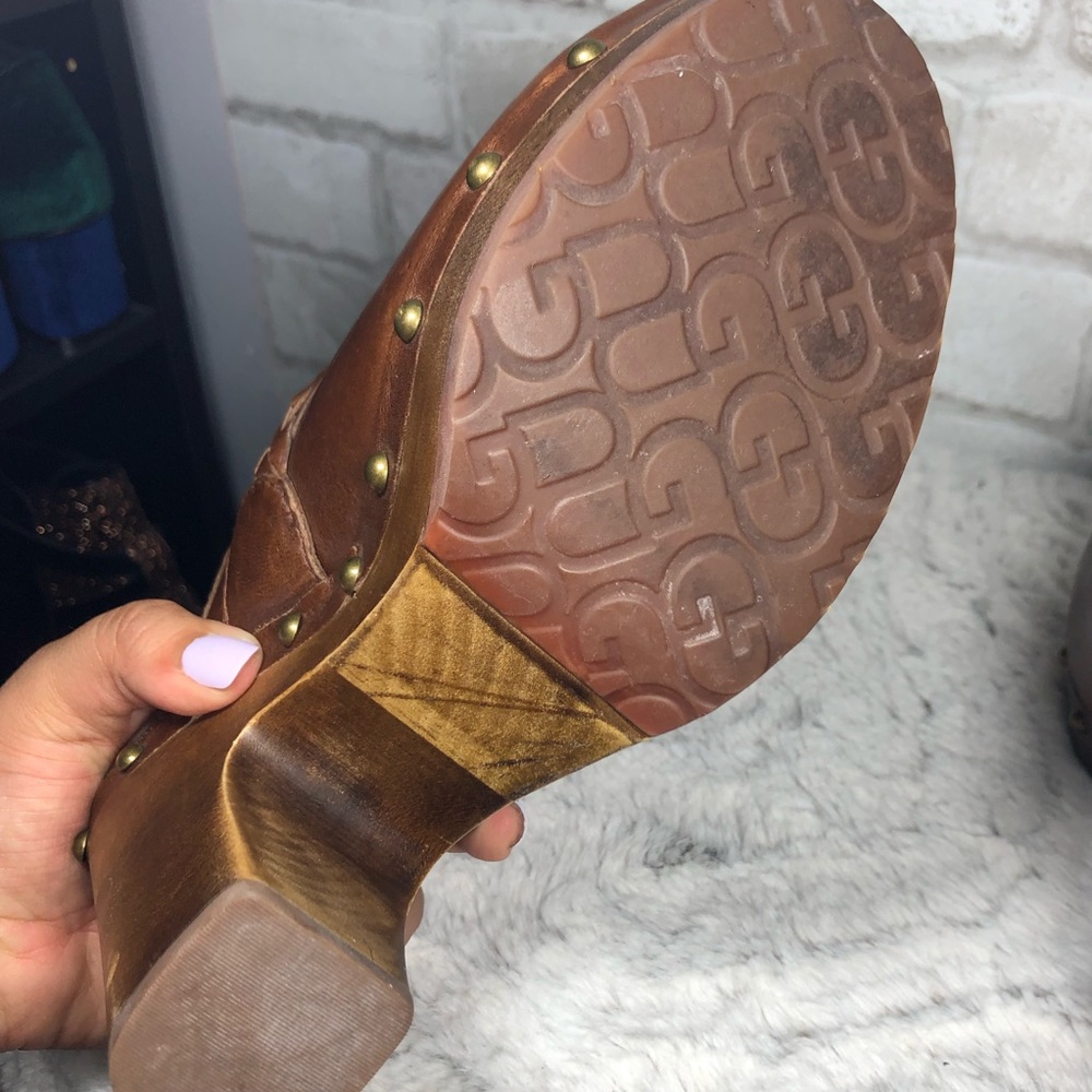 3206 Kaylee Brown Leather Studded Platform Clogs - Picture 5 of 7